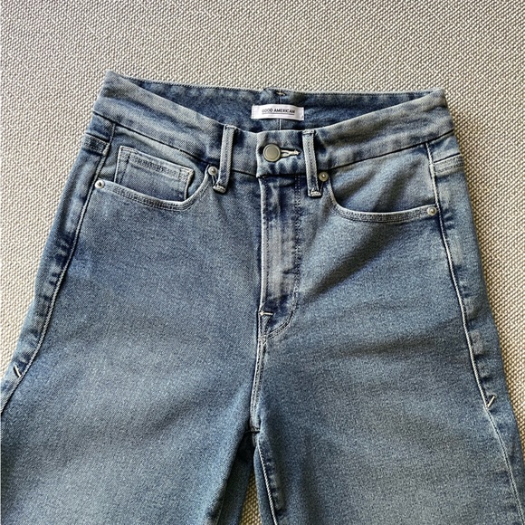 Good American Blue Flare Wide Leg Jeans - Picture 2 of 8